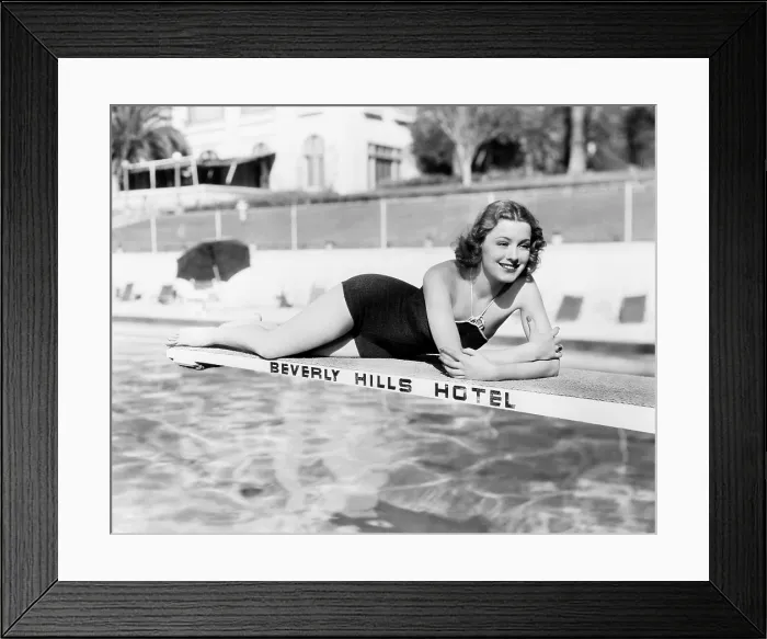 Framed Print : Paramount starlet Ellen Drew, sunbathing at the Beverly Hills Hotel, 1939 Framed Print : Paramount starlet Ellen Drew, sunbathing at the Beverly Hills Hotel, 1939