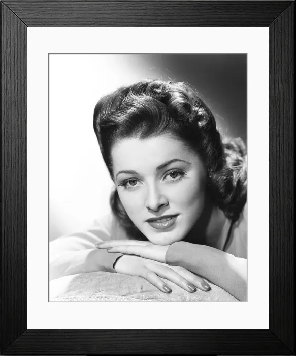 Framed Print : Eleanor Parker, ca. mid-1940s Framed Print : Eleanor Parker, ca. mid-1940s