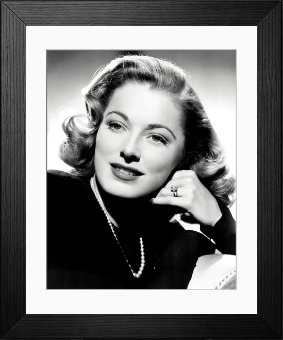 Framed Print : Eleanor Parker, sporting the five-carat emerald-cut diamond engagement ring given to her by her fiance, Bert E. Friedlob, 1946 Framed Print : Eleanor Parker, sporting the five-carat emerald-cut diamond engagement ring given to her by her fiance, Bert E. Friedlob, 1946