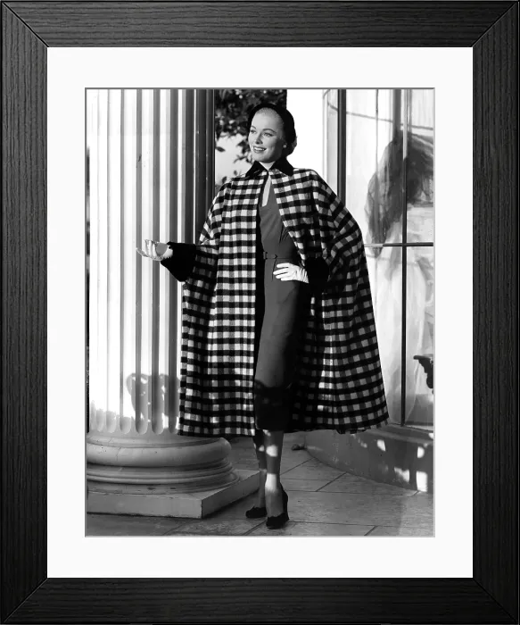 Framed Print : ELEANOR PARKER wearing a checkered cloak coat Framed Print : ELEANOR PARKER wearing a checkered cloak coat