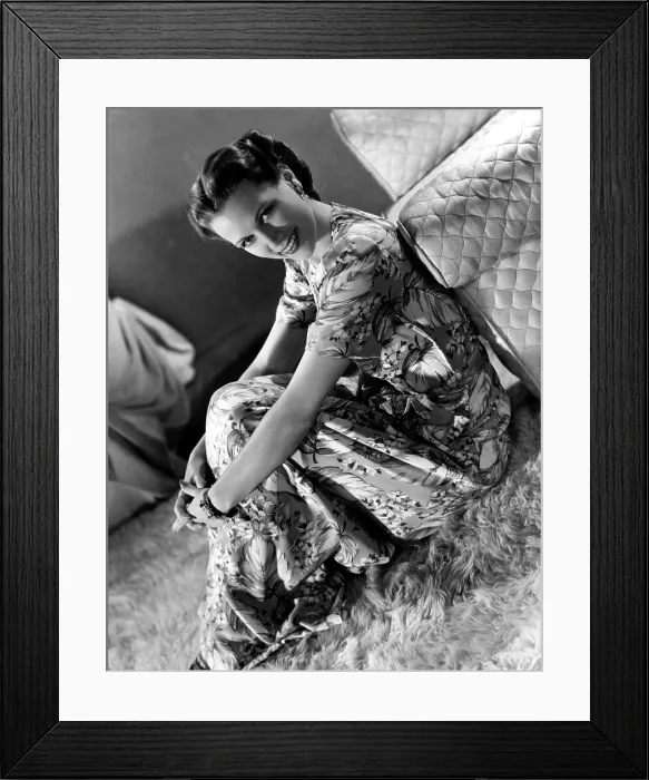 Framed Print : ELEANOR POWELL, portrait, with a Sydney Guilaroff coiffure hairstyle Framed Print : ELEANOR POWELL, portrait, with a Sydney Guilaroff coiffure hairstyle
