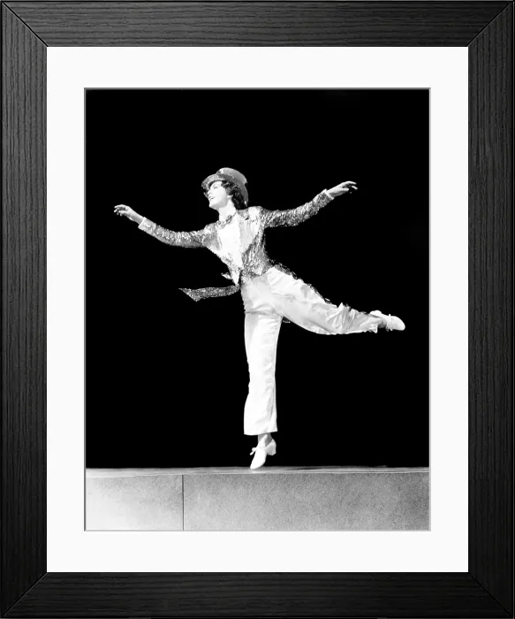 Framed Print : ELEANOR POWELL, portrait Framed Print : ELEANOR POWELL, portrait