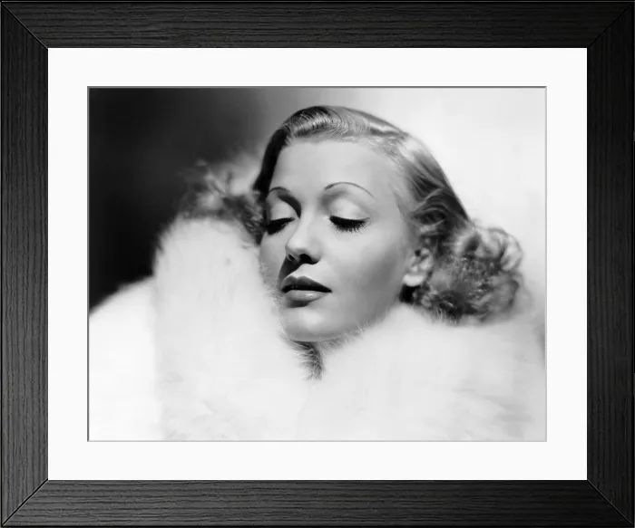 Framed Print : Isa Miranda, 1937