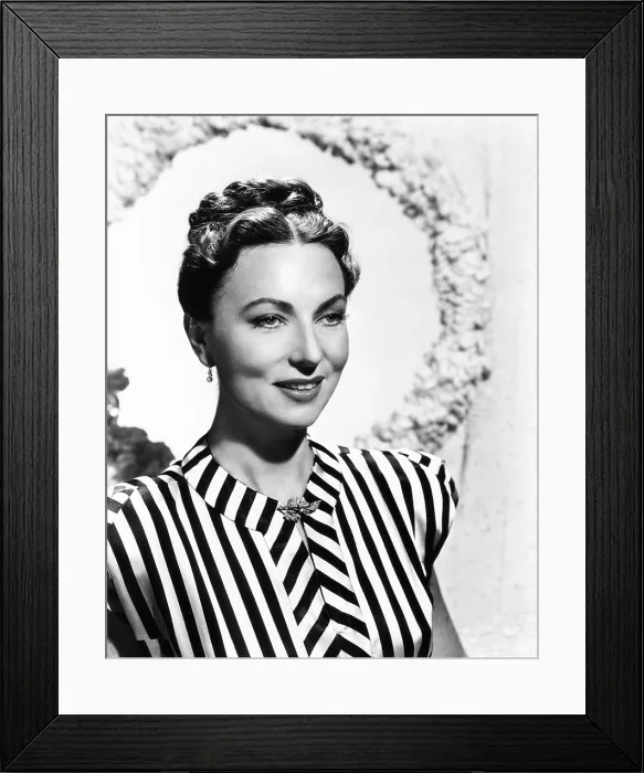 Framed Print : Agnes Moorehead, mid 1940s Framed Print : Agnes Moorehead, mid 1940s