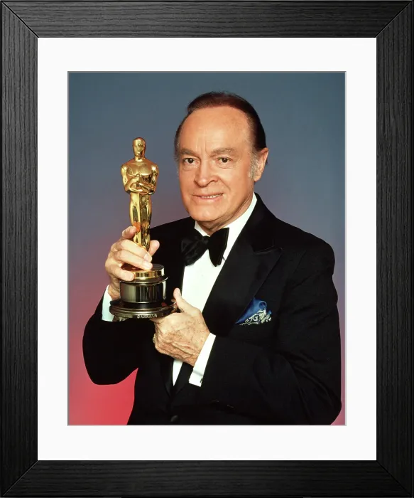 Framed Print : 50TH ANNUAL ACADEMY AWARDS, Oscar, Bob Hope, 1977