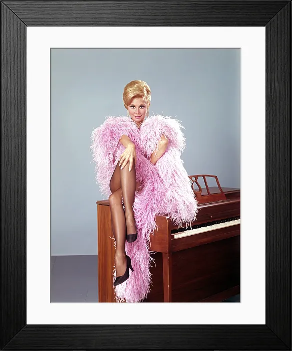 Framed Print : MITZI GAYNOR, portrait Framed Print : MITZI GAYNOR, portrait