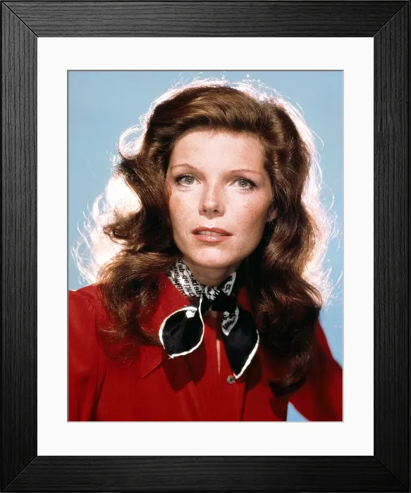 Framed Print : SAMANTHA EGGAR, 1970s portrait Framed Print : SAMANTHA EGGAR, 1970s portrait