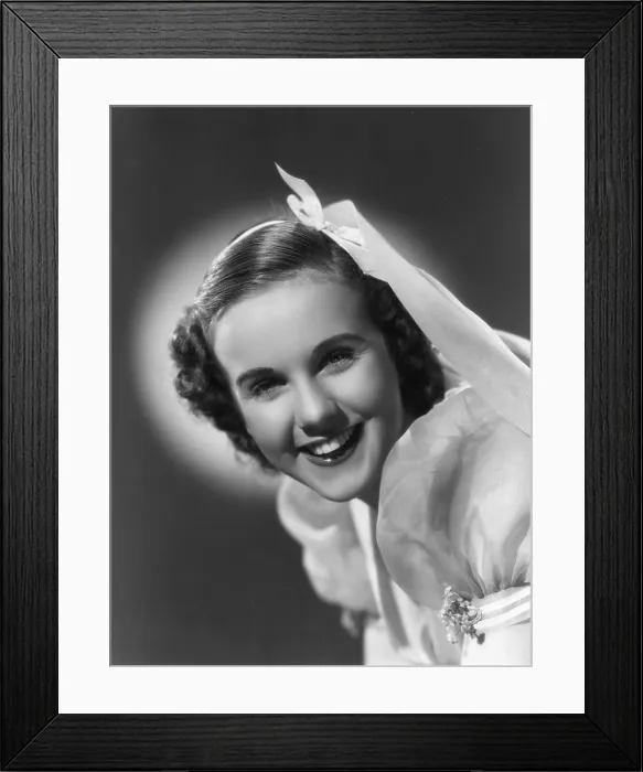 Framed Print : Deanna Durbin, 1937 Framed Print : Deanna Durbin, 1937