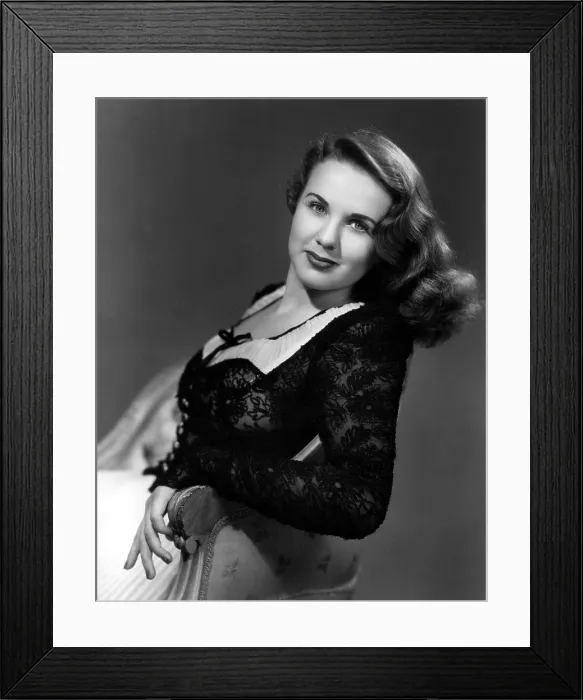 Framed Print : Deanna Durbin, 1941 Framed Print : Deanna Durbin, 1941