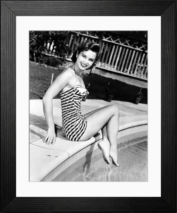 Framed Print : Debbie Reynolds poolside, 1954 Framed Print : Debbie Reynolds poolside, 1954