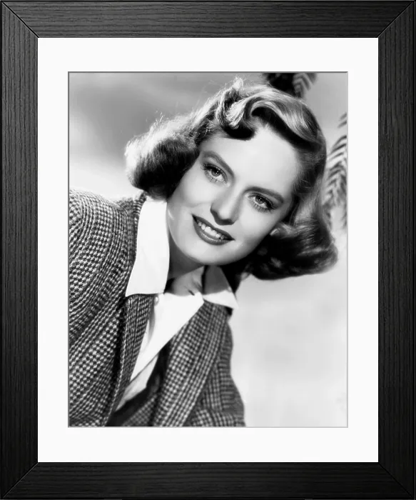 Framed Print : Alexis Smith, 1946 Framed Print : Alexis Smith, 1946
