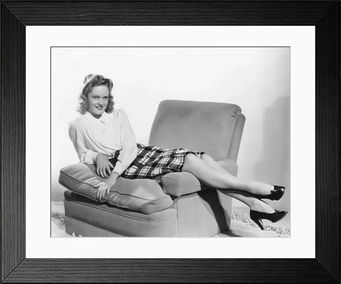 Framed Print : Alexis Smith, 1941 Framed Print : Alexis Smith, 1941