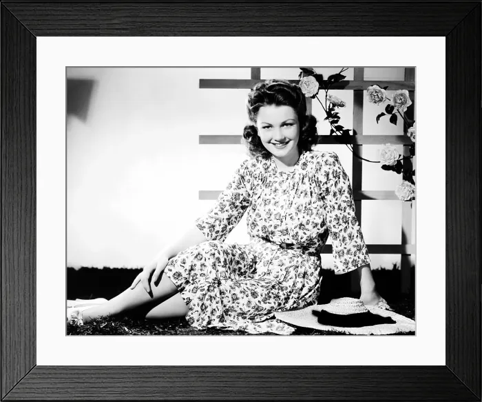 Framed Print : Anne Baxter, 1944 Framed Print : Anne Baxter, 1944