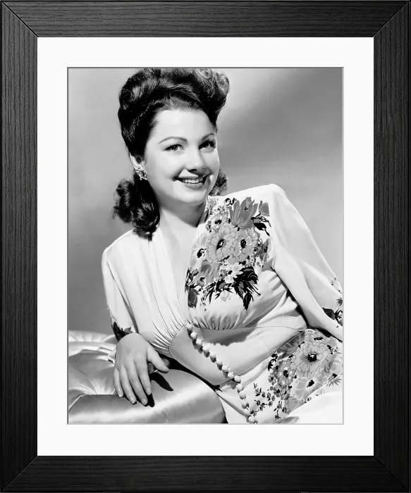 Framed Print : Anne Baxter, ca. mid-1940s Framed Print : Anne Baxter, ca. mid-1940s