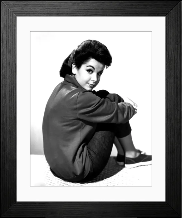 Framed Print : ANNETTE FUNICELLO, portrait