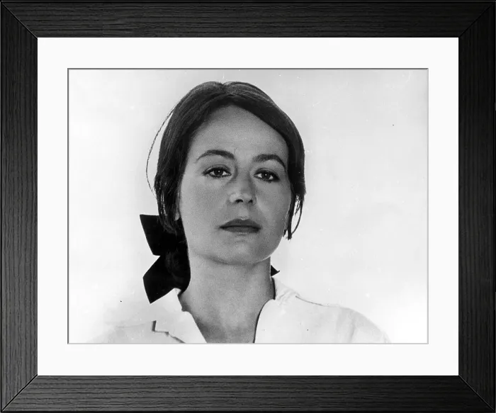 Framed Print : Annie Girardot