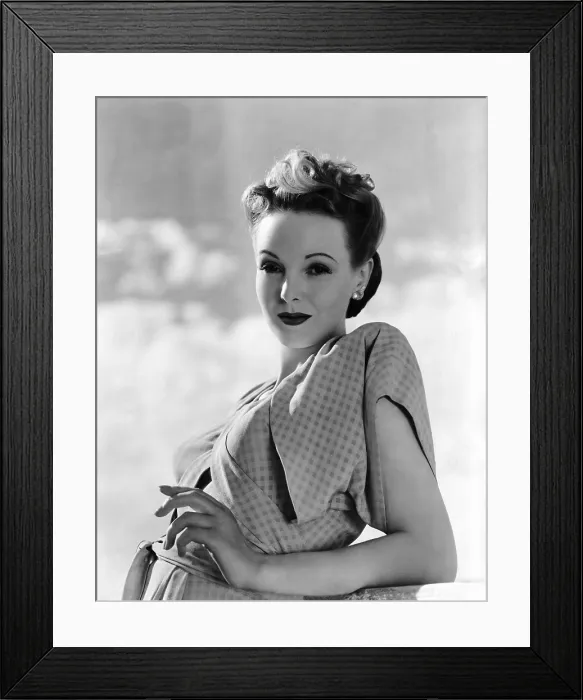 Framed Print : Anna Lee, 1942 Framed Print : Anna Lee, 1942