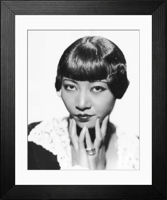 Framed Print : Anna May Wong, 1932 Framed Print : Anna May Wong, 1932