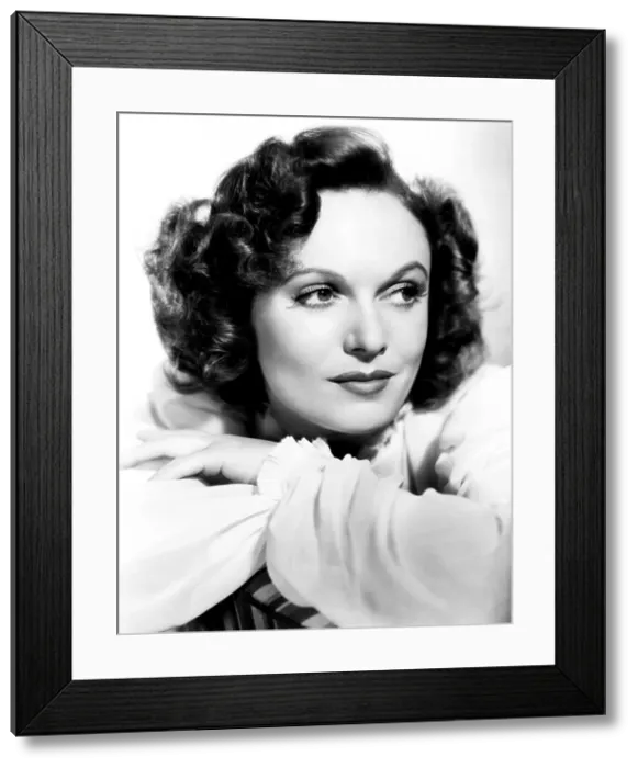 Framed Print : Anna Neagle, 1939 Framed Print : Anna Neagle, 1939