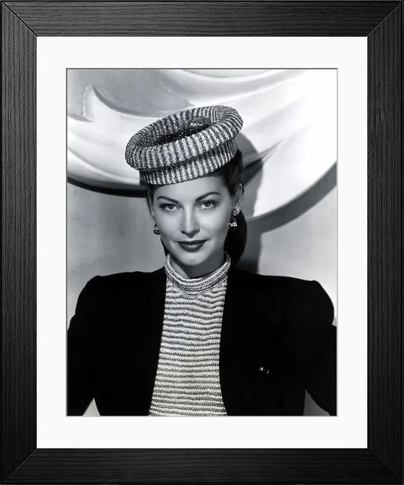 Framed Print : AVA GARDNER, 1946