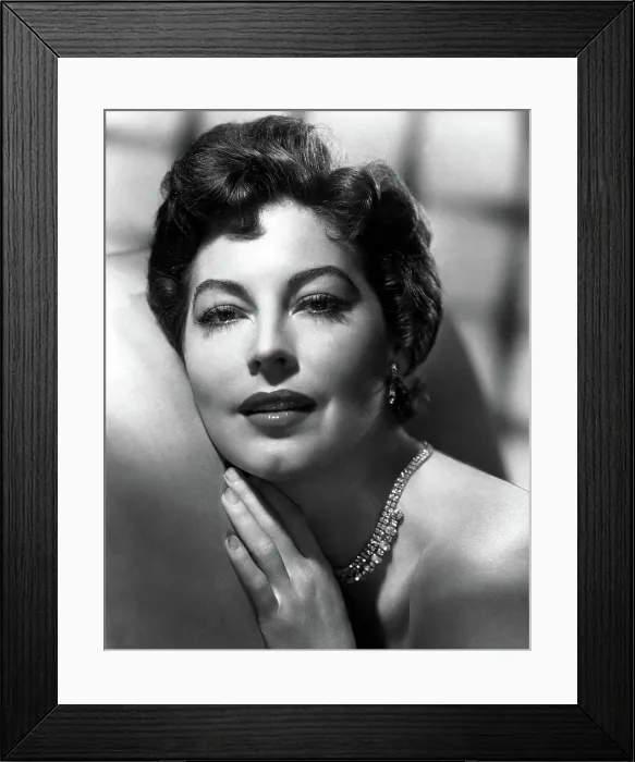 Framed Print : AVA GARDNER Framed Print : AVA GARDNER