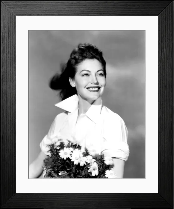 Framed Print : Ava Gardner, 1948 Framed Print : Ava Gardner, 1948