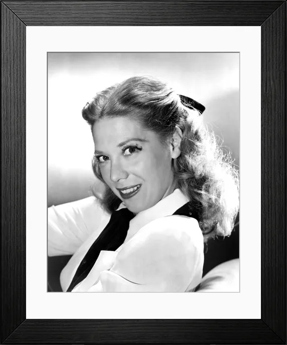 Framed Print : Dinah Shore, circa mid-1940s