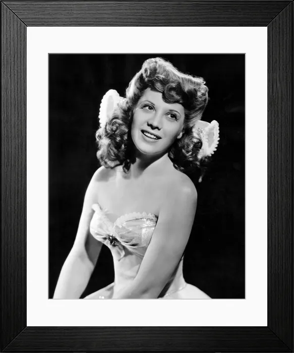 Framed Print : Dinah Shore, ca. 1943