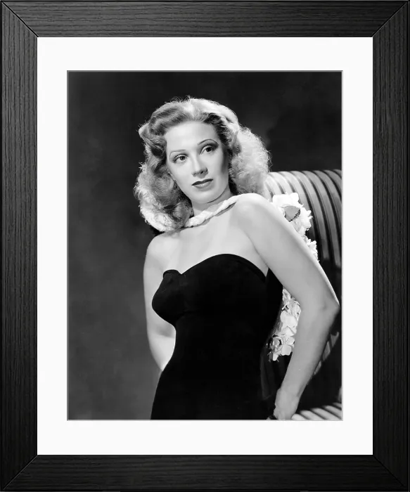 Framed Print : Dinah Shore, ca. 1943 Framed Print : Dinah Shore, ca. 1943