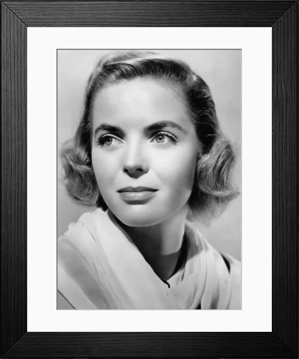 Framed Print : Dorothy McGuire, ca. 1940s