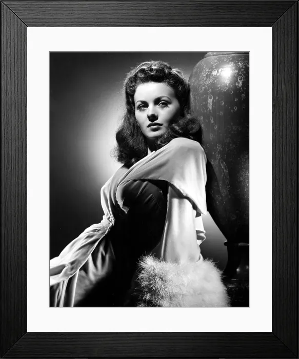 Framed Print : Jeanne Crain, 1945 Framed Print : Jeanne Crain, 1945