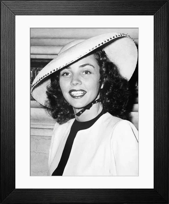 Framed Print : Jennifer Jones, ca. mid-1940s Framed Print : Jennifer Jones, ca. mid-1940s