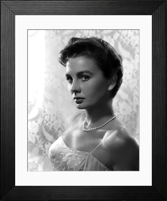 Framed Print : JEAN SIMMONS, portrait Framed Print : JEAN SIMMONS, portrait