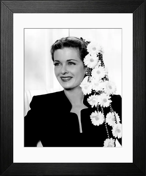 Framed Print : JOAN BENNETT, portrait