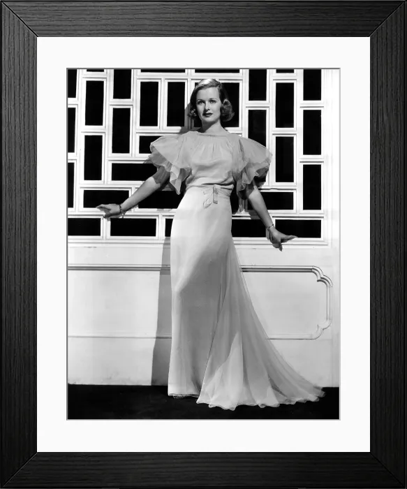 Framed Print : JOAN BENNETT, portrait Framed Print : JOAN BENNETT, portrait