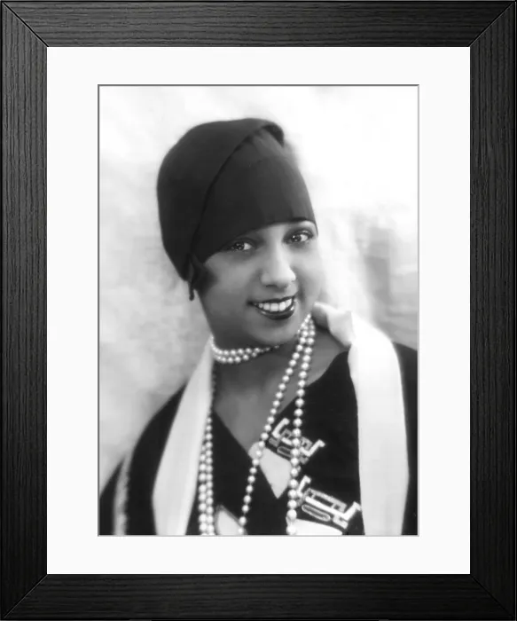 Framed Print : Josephine Baker, late 1920s Framed Print : Josephine Baker, late 1920s