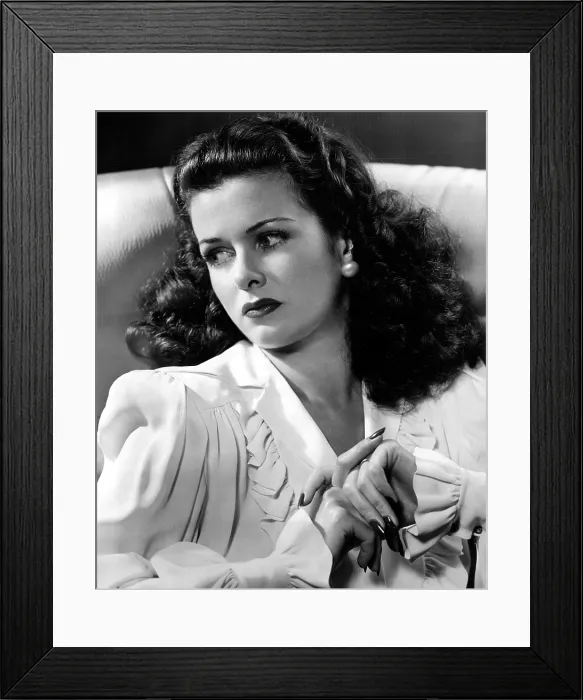 Framed Print : JOAN BENNETT, portrait Framed Print : JOAN BENNETT, portrait