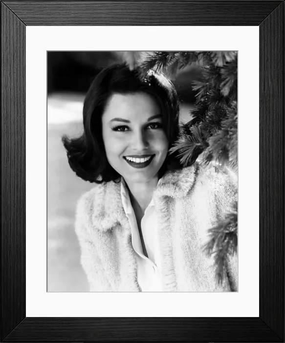 Framed Print : Paula Prentiss, ca. early 1960s Framed Print : Paula Prentiss, ca. early 1960s
