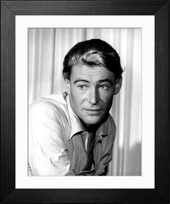 Framed Print : PETER O'TOOLE, portrait, c. 1962 Framed Print : PETER O'TOOLE, portrait, c. 1962