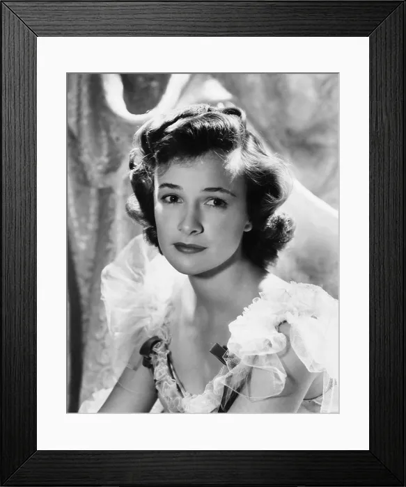 Framed Print : Newly signed MGM actress Phyllis Thaxter, 1944