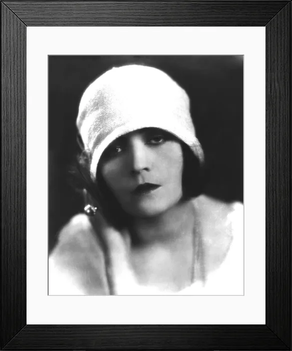 Framed Print : Pola Negri, ca. mid-1920s