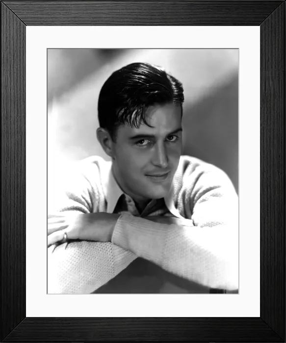 Framed Print : RAY MILLAND, young portrait, circa 1931 Framed Print : RAY MILLAND, young portrait, circa 1931