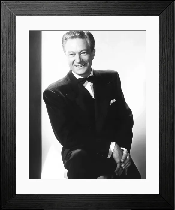 Framed Print : Richard Denning, late 1940s Framed Print : Richard Denning, late 1940s