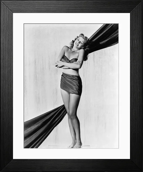 Framed Print : Rita Hayworth, mid 1940s Framed Print : Rita Hayworth, mid 1940s