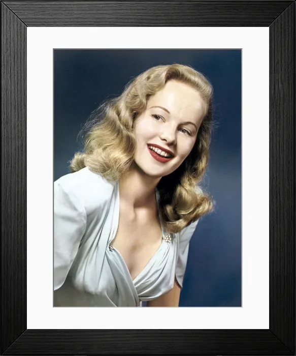Framed Print : Peggy Cummins, ca late 1940s Framed Print : Peggy Cummins, ca late 1940s