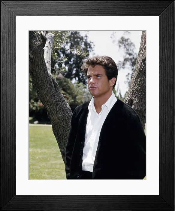 Framed Print : Warren Beatty, 1960s
