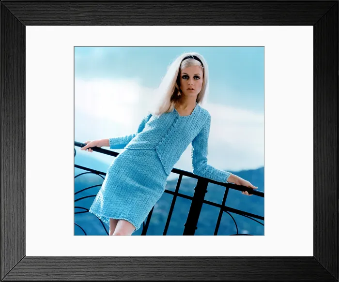 Framed Print : Twiggy, 1960s