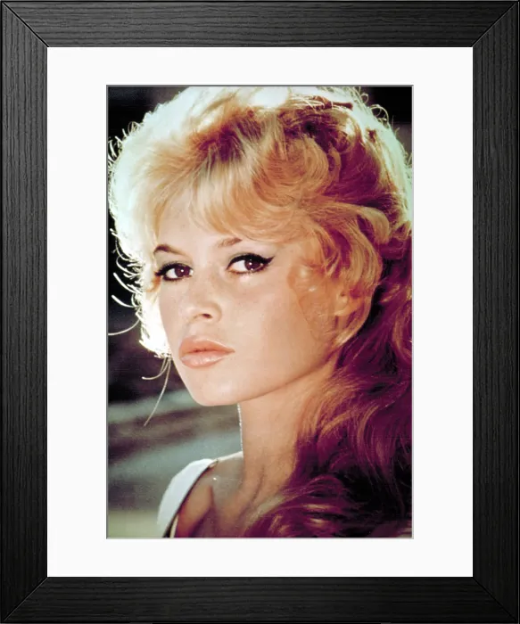 Framed Print : Brigitte Bardot, 1960s Framed Print : Brigitte Bardot, 1960s