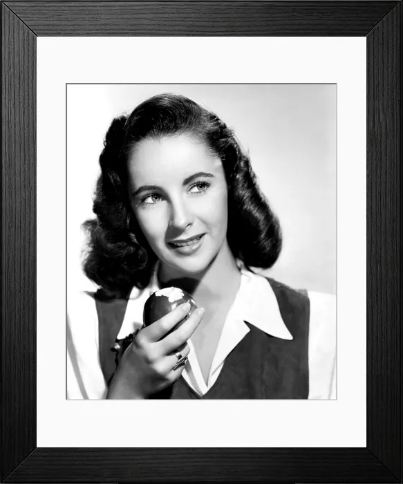 Framed Print : Elizabeth Taylor, ca. 1946