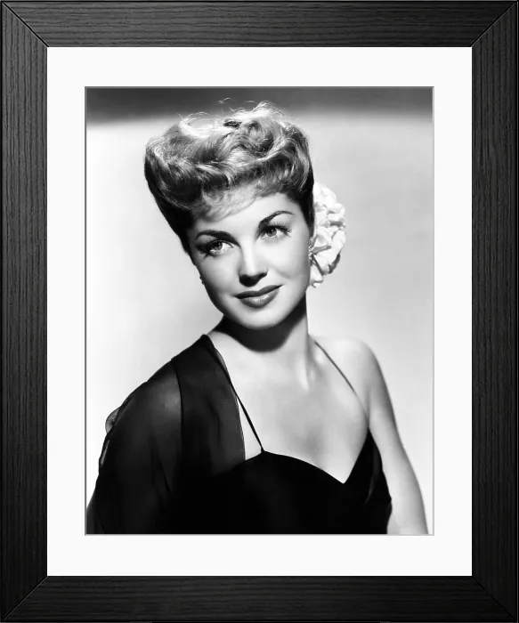 Framed Print : Esther Williams, ca. 1940s Framed Print : Esther Williams, ca. 1940s